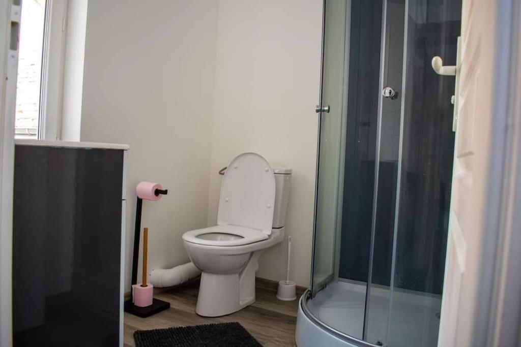 Studio Charmant Confortable Tv Centre Ville Louviers Dış mekan fotoğraf